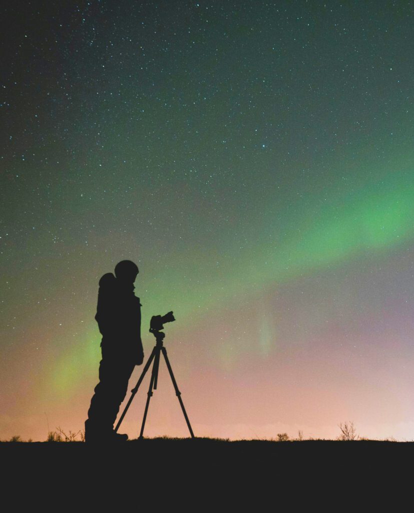 HOW TO PHOTOGRAPH THE AURORA BOREALIS OR NORTHERN LIGHTS